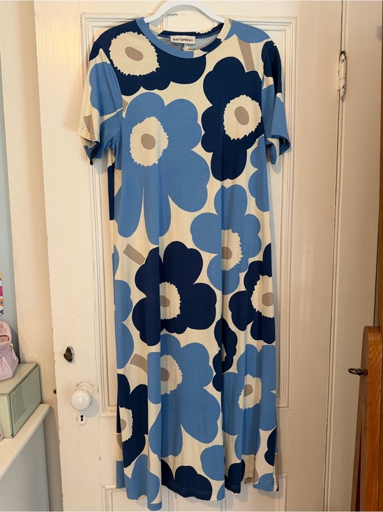 Marimekko Dresses & Skirts - Marimekko Blue Floral Midi Dress EUC